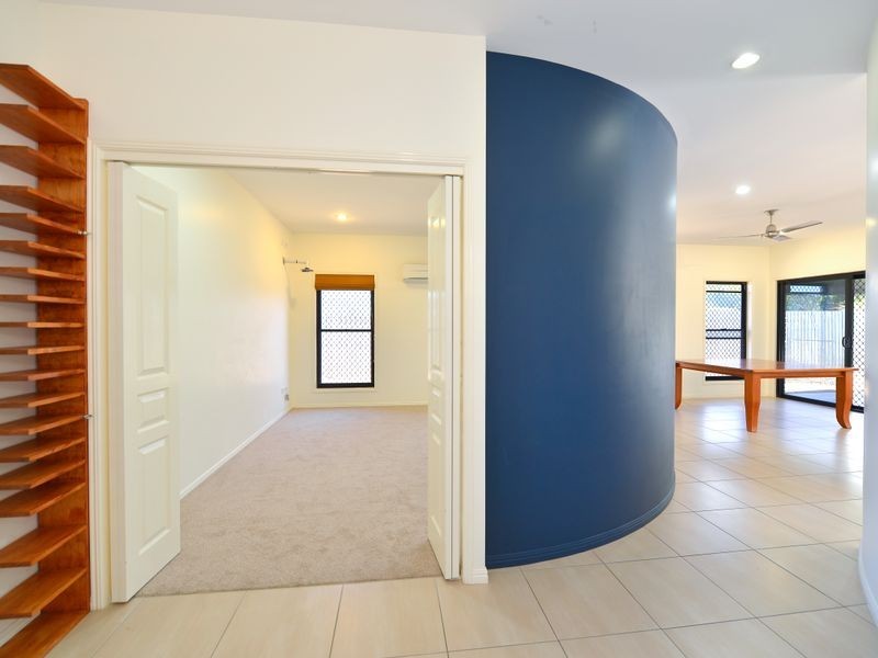 13 Wyara Close, Clinton QLD 4680