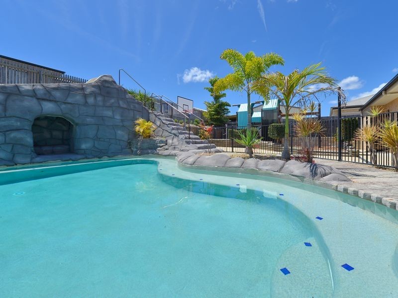 13 Wyara Close, Clinton QLD 4680