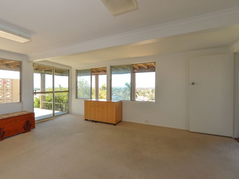 4 Adelaide Street, South Gladstone QLD 4680