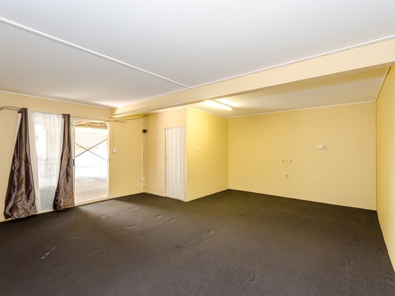 46 Ferguson Crescent, West Gladstone QLD 4680