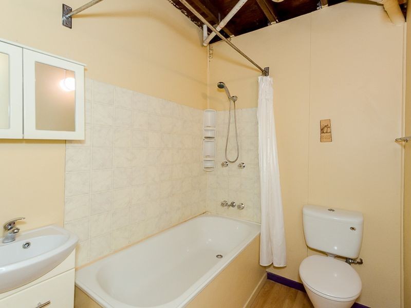 46 Ferguson Crescent, West Gladstone QLD 4680