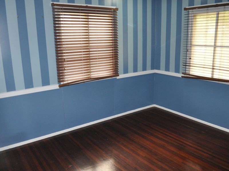 10 Geraldine Street, West Gladstone QLD 4680