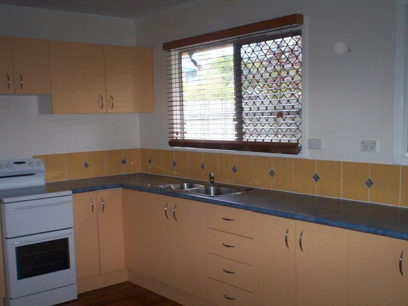 73 SQUIRE STREET, Gladstone QLD 4680