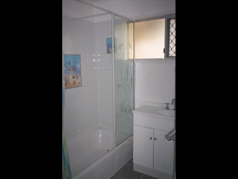 73 SQUIRE STREET, Gladstone QLD 4680