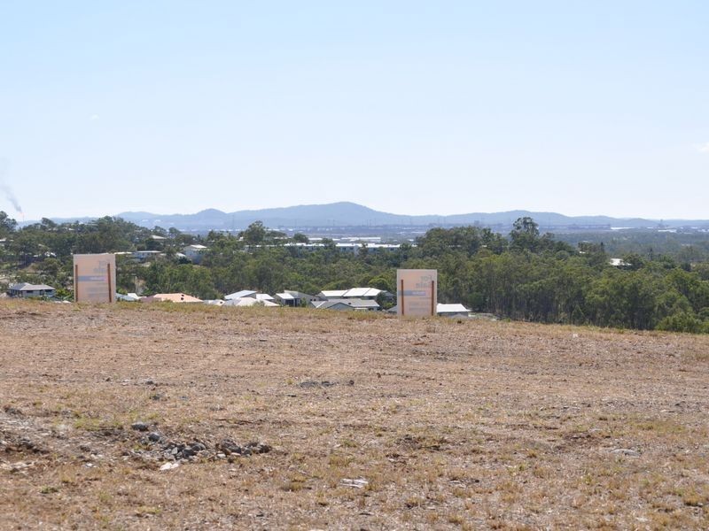 6 Eucalyptus Place, Kirkwood QLD 4680