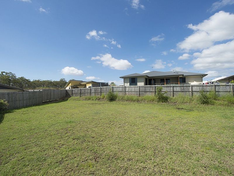 4 Carnegie Court, Glen Eden QLD 4680