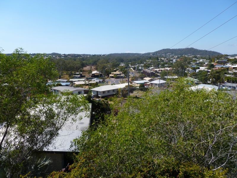 8 WATTLE STREET, Gladstone QLD 4680