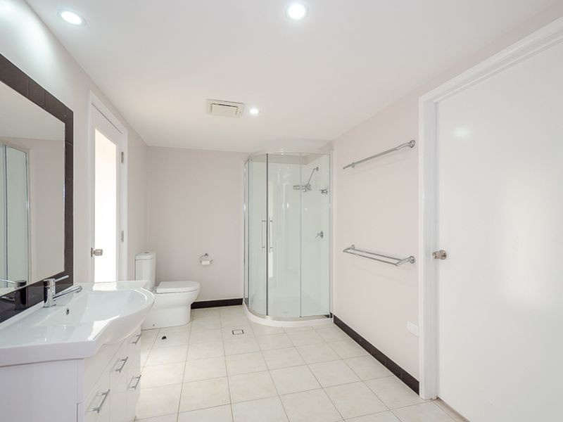 72 Penda Avenue, New Auckland QLD 4680