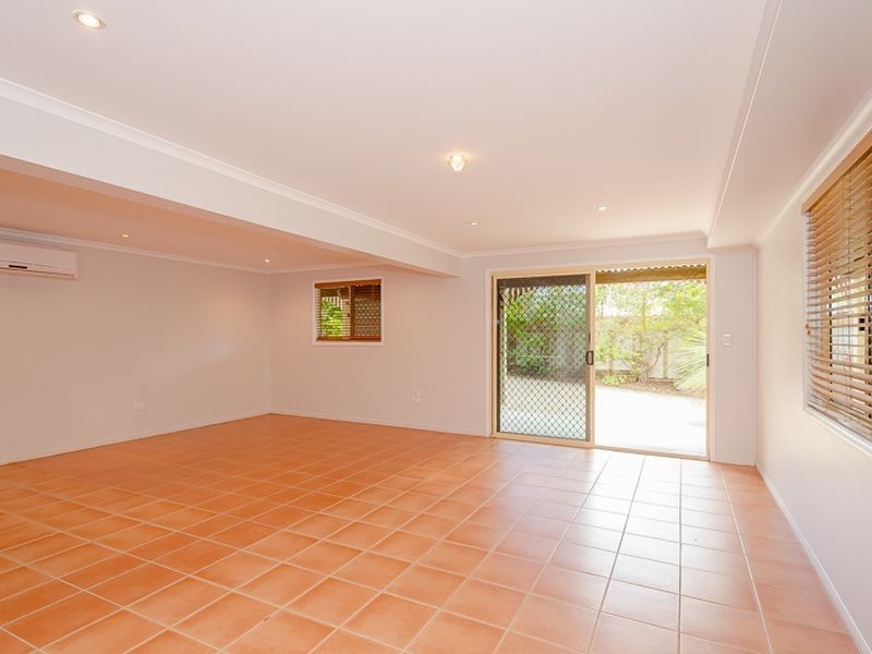 72 Penda Avenue, New Auckland QLD 4680