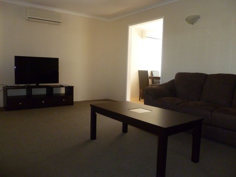 52 Beak Street, New Auckland QLD 4680