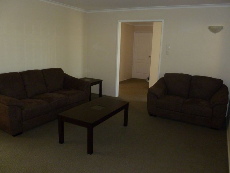 52 Beak Street, New Auckland QLD 4680