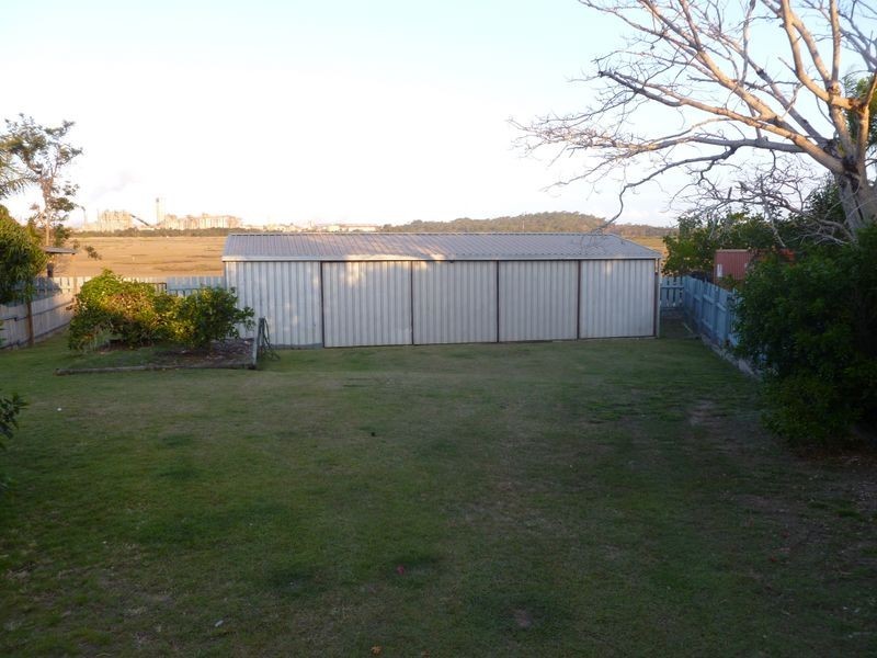 36 Pershouse Street, Barney Point QLD 4680