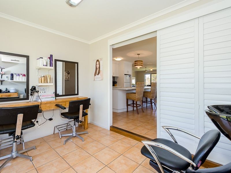 4 James Court, Telina QLD 4680