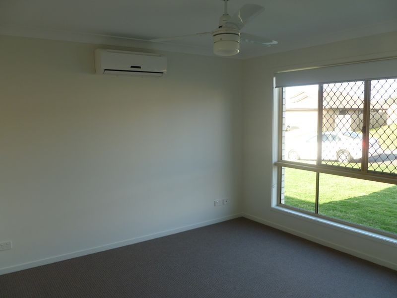 26 BOTTLEBRUSH DRIVE, Kirkwood QLD 4680