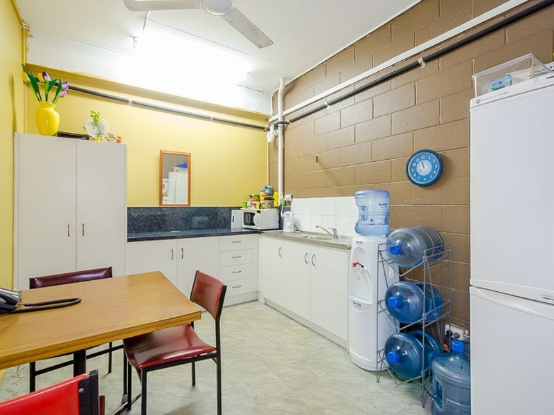 3/111 Toolooa Street, South Gladstone QLD 4680