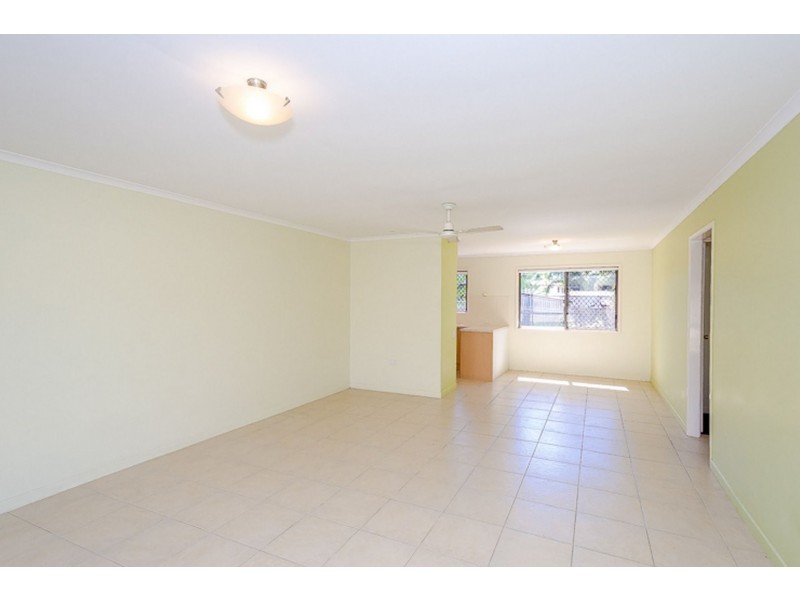 Unit 1 & 2/2 Apollo Drive, Clinton QLD 4680