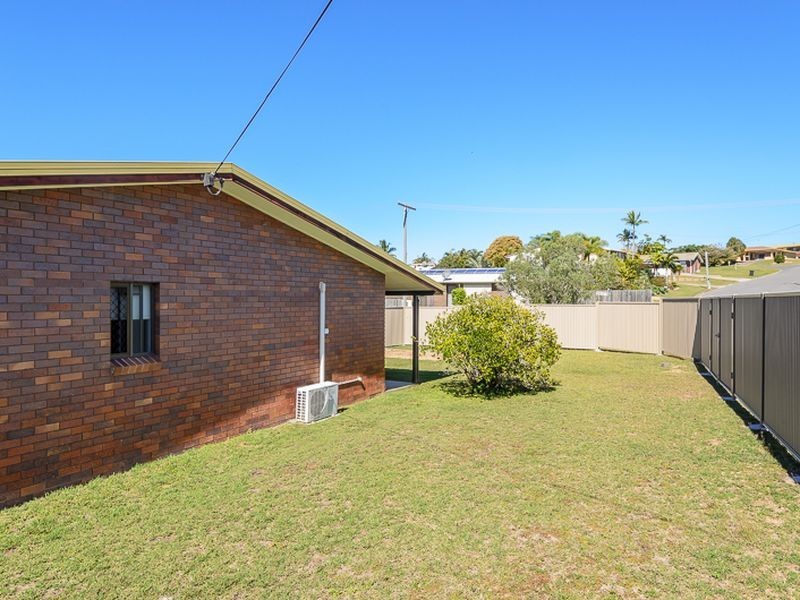 Unit 1 & 2/2 Apollo Drive, Clinton QLD 4680