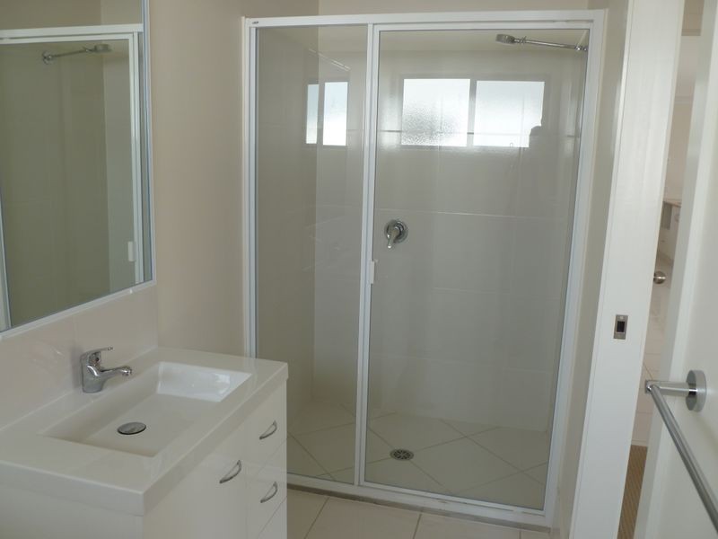 50 Victoria Avenue, Glen Eden QLD 4680