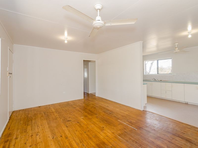 19 Pike Crescent, Toolooa QLD 4680