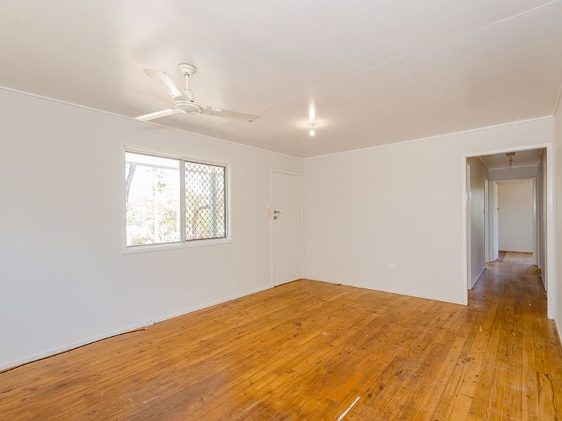 19 Pike Crescent, Toolooa QLD 4680