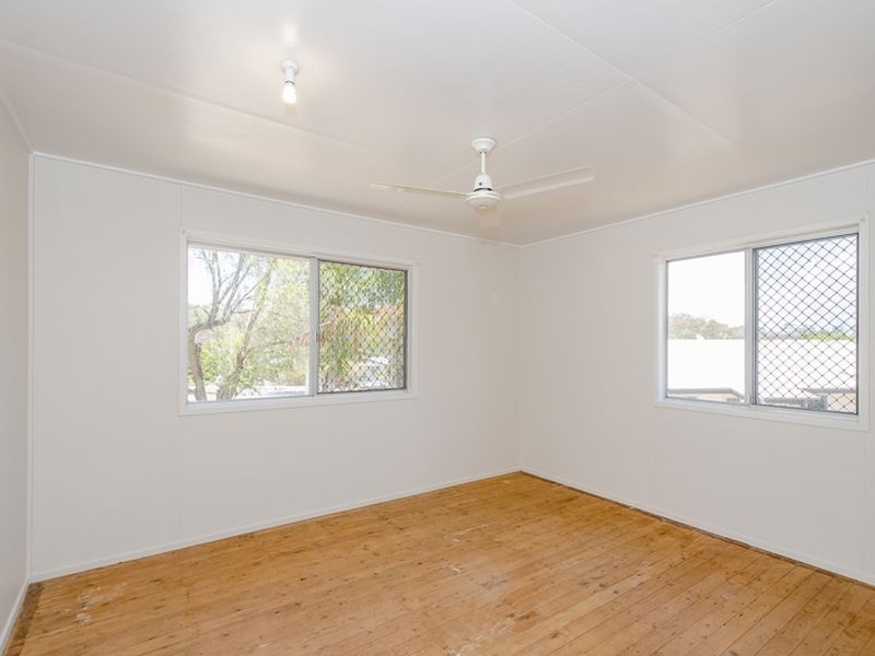 19 Pike Crescent, Toolooa QLD 4680