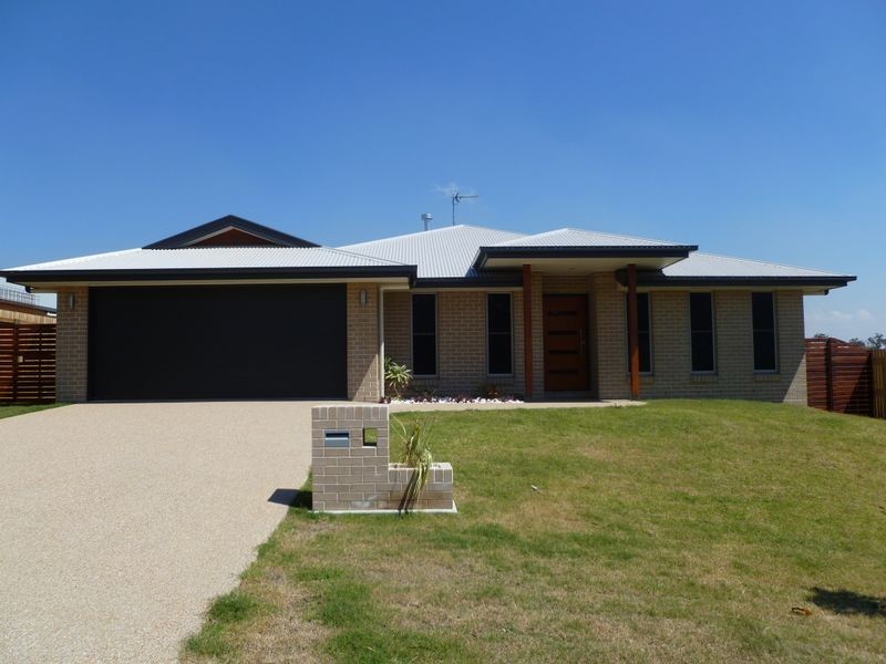 42 Liriope Drive, Kirkwood QLD 4680