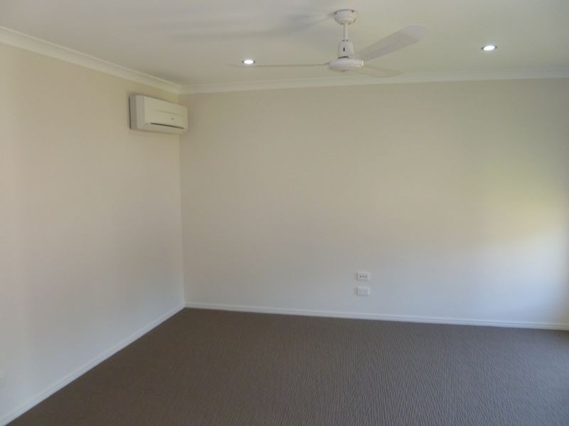 42 Liriope Drive, Kirkwood QLD 4680