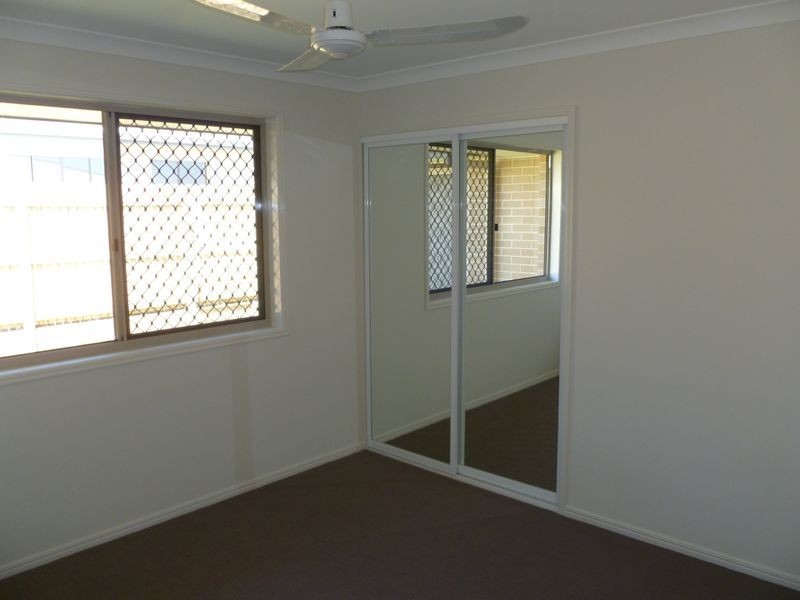 42 Liriope Drive, Kirkwood QLD 4680