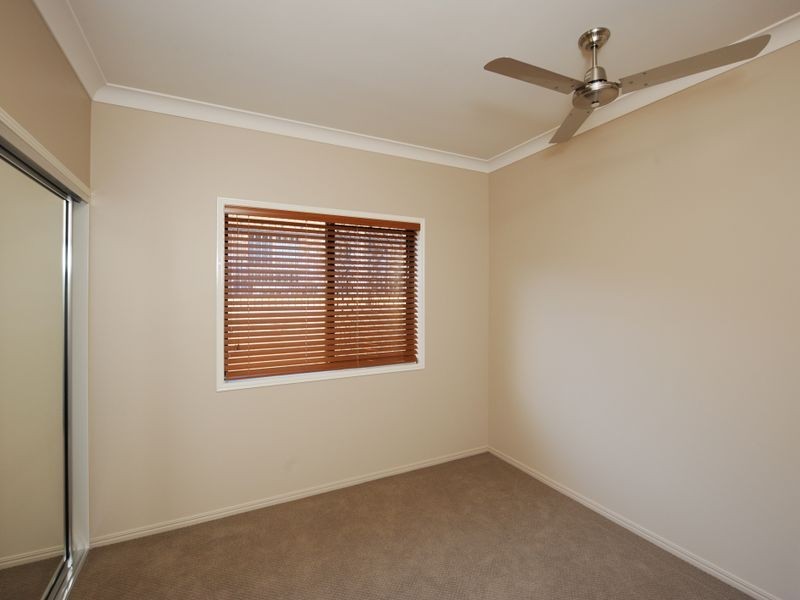 12 CLAREDON STREET, Gladstone QLD 4680