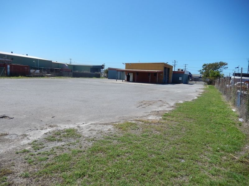 83 Hanson Road, Gladstone QLD 4680