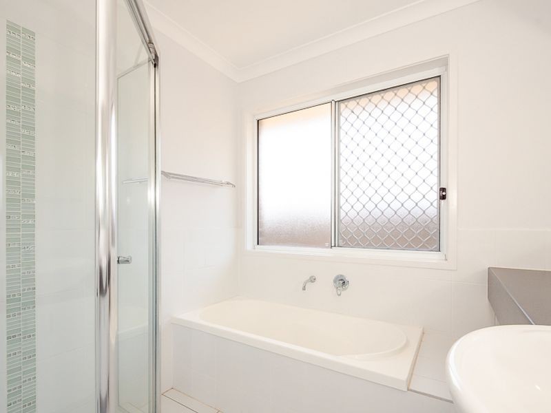 9 Ingra Close, Glen Eden QLD 4680