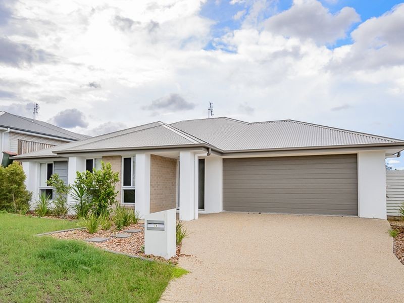 14 Jardine Crescent, Boyne Island QLD 4680