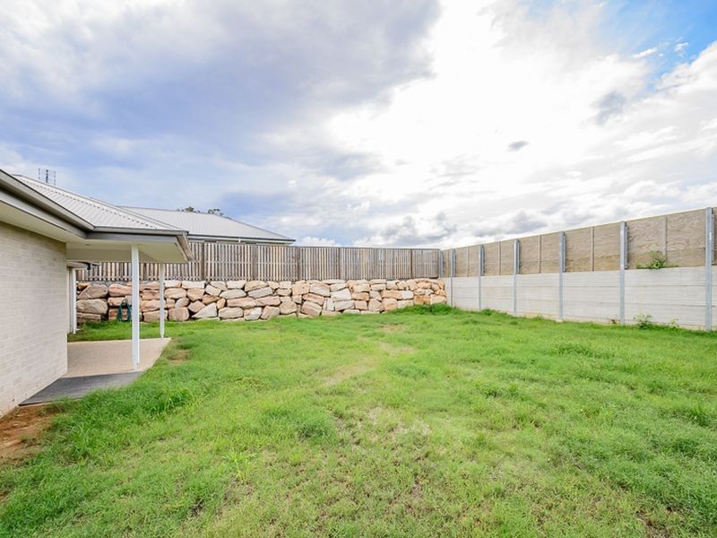 14 Jardine Crescent, Boyne Island QLD 4680