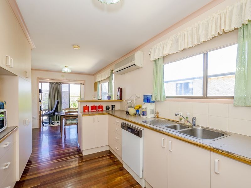 24 Harrier Avenue, New Auckland QLD 4680