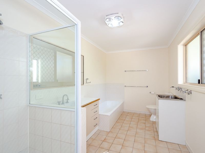 2/5 William Street, Gladstone QLD 4680