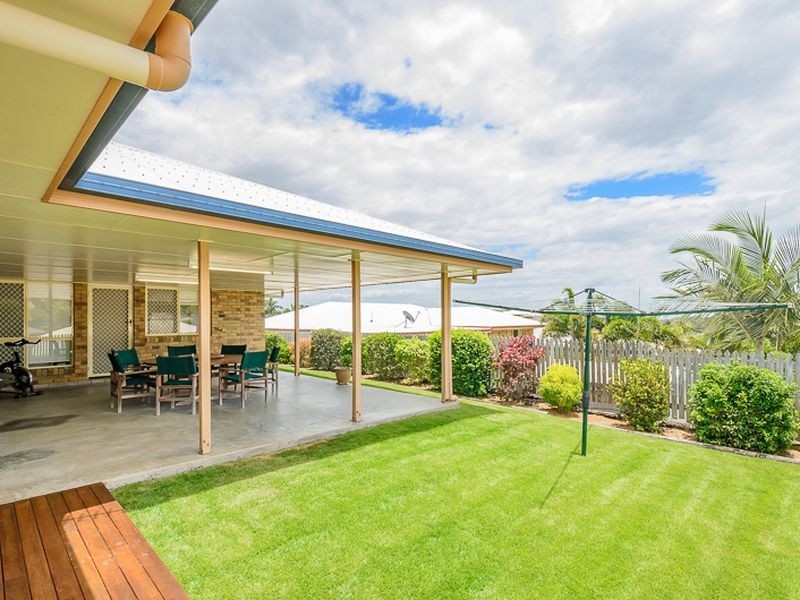 11 Buckingham Court, Telina QLD 4680