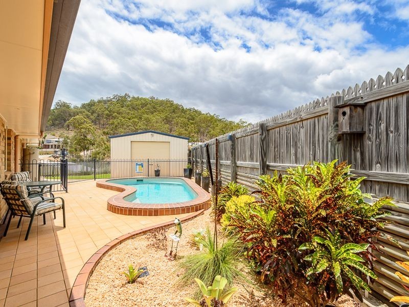 11 Buckingham Court, Telina QLD 4680