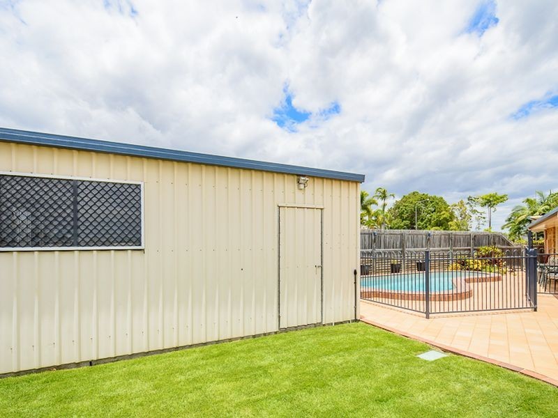 11 Buckingham Court, Telina QLD 4680