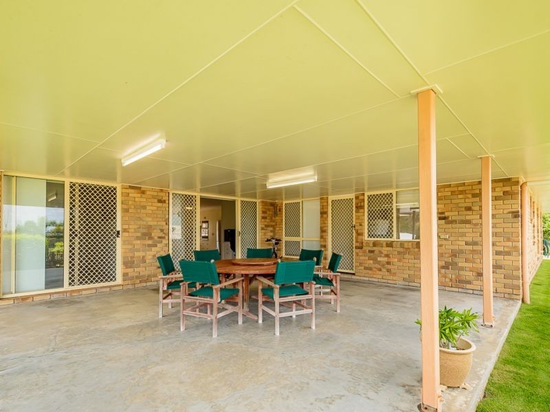 11 Buckingham Court, Telina QLD 4680