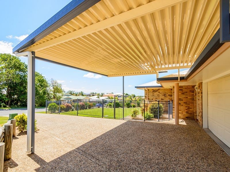 11 Buckingham Court, Telina QLD 4680