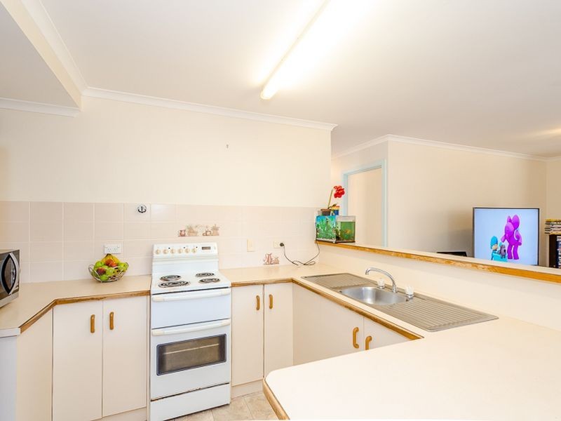 59 Flounder Crescent, Toolooa QLD 4680