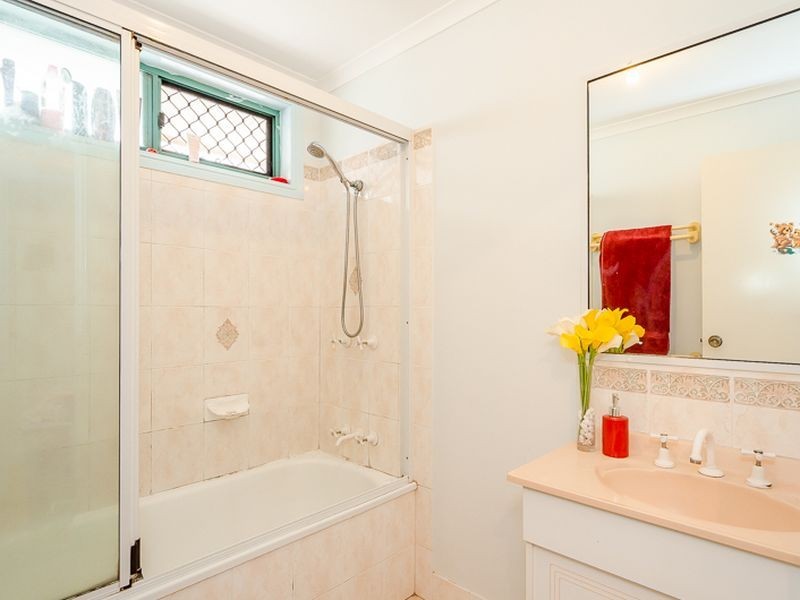 59 Flounder Crescent, Toolooa QLD 4680