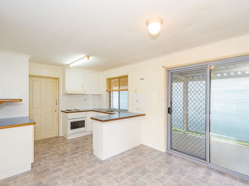 21 Curtis avenue, Boyne Island QLD 4680