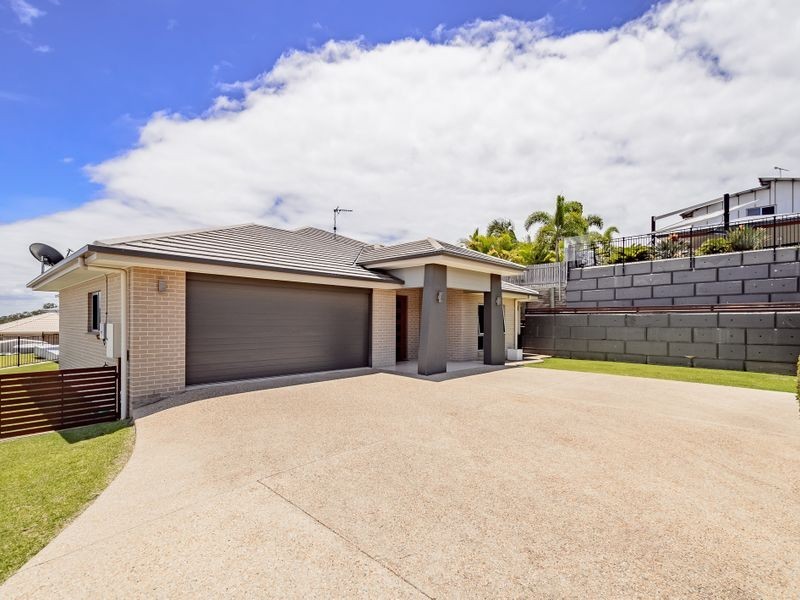 31 Dartmouth Close, Clinton QLD 4680