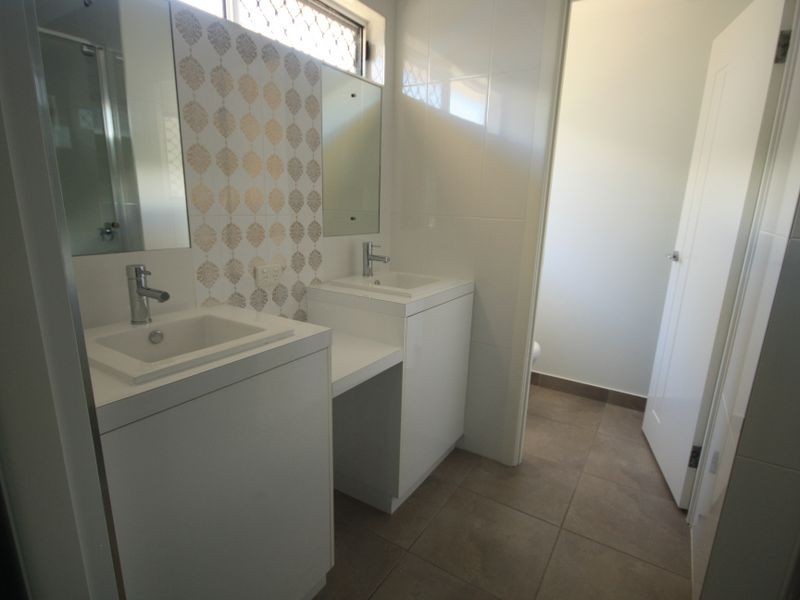 42 Koowin Drive, New Auckland QLD 4680