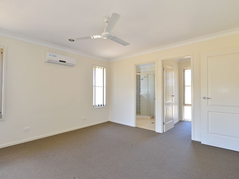 3 Springbrook Terrace, New Auckland QLD 4680