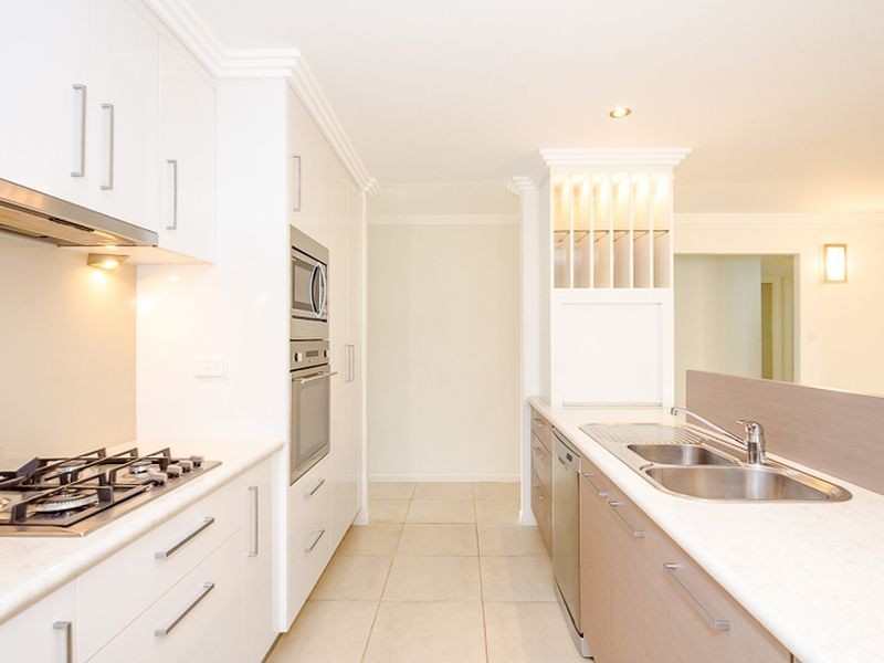 4 Lauren Court, South Gladstone QLD 4680