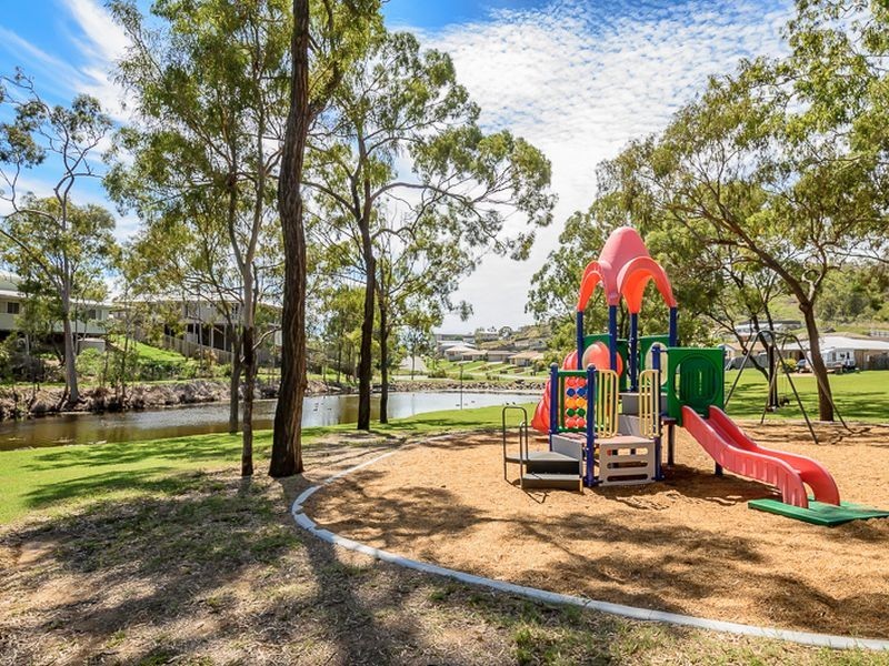 4 Lauren Court, South Gladstone QLD 4680