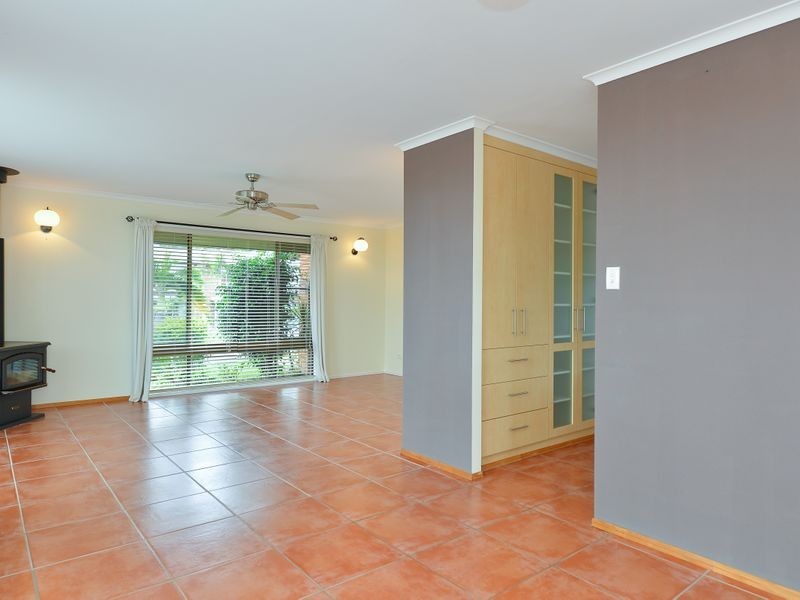 7 Columbia Avenue, Clinton QLD 4680