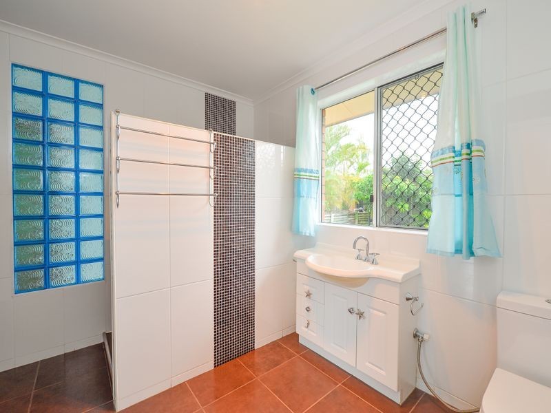 7 Columbia Avenue, Clinton QLD 4680